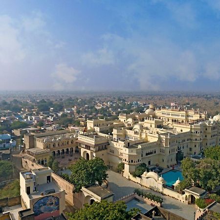 Alsisar Mahal- Heritage Hotel Exterior photo