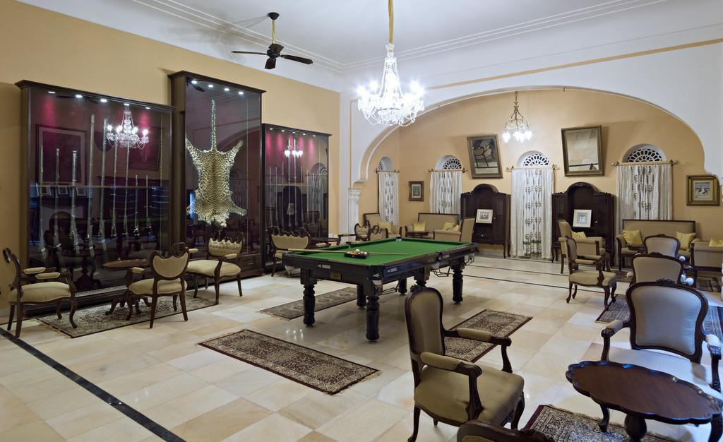 Alsisar Mahal- Heritage Hotel Exterior photo