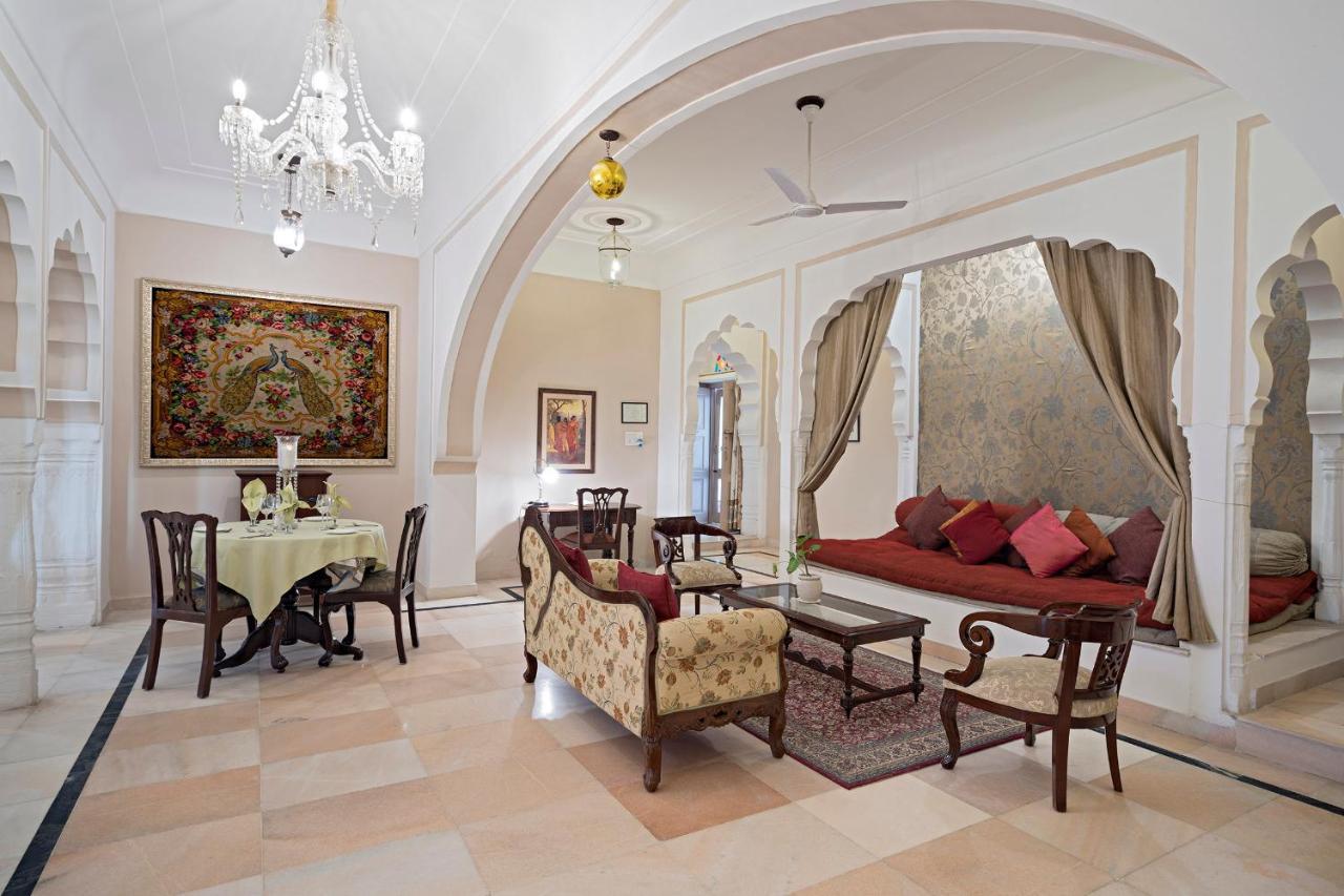 Alsisar Mahal- Heritage Hotel Exterior photo