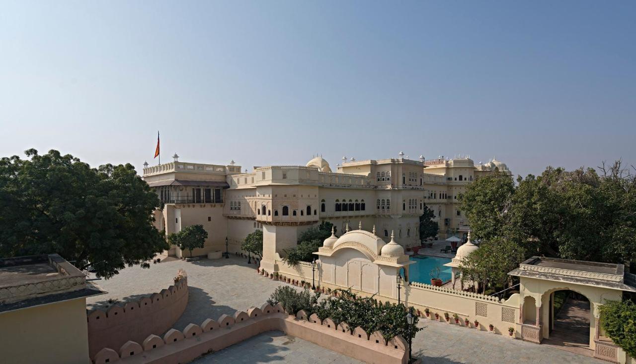 Alsisar Mahal- Heritage Hotel Exterior photo