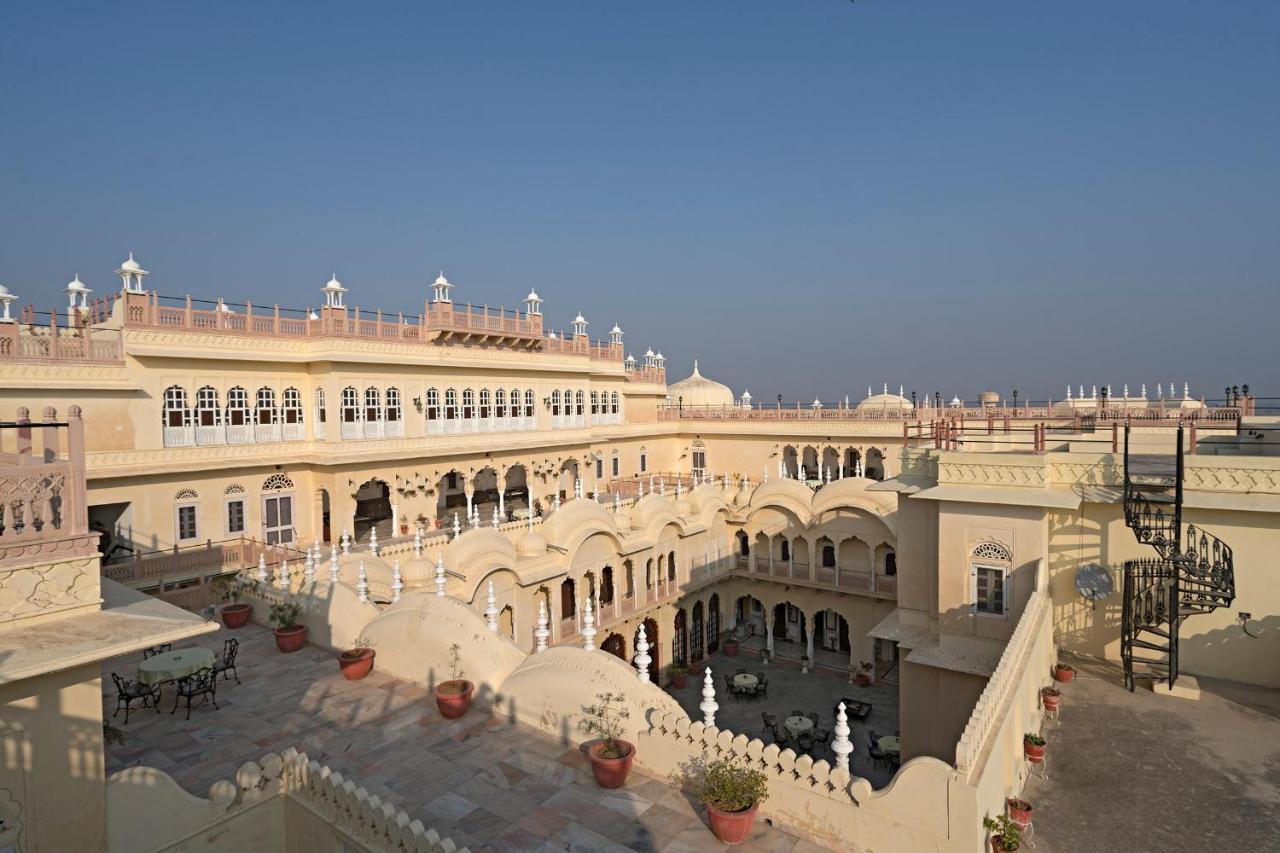 Alsisar Mahal- Heritage Hotel Exterior photo